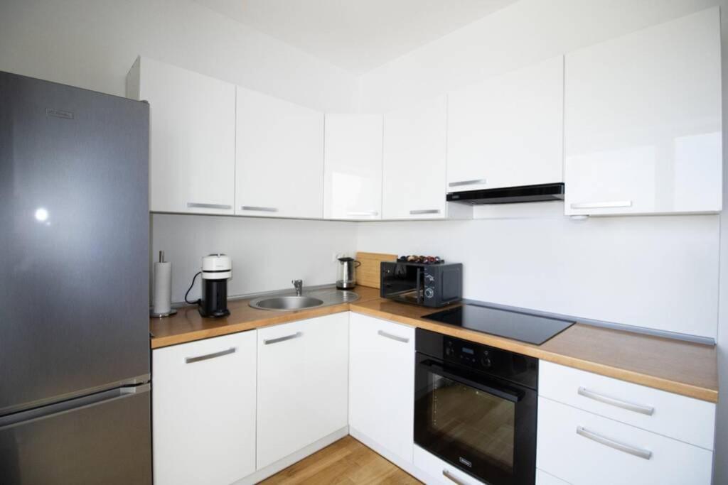 Sunny & Cozy Penthouse With Balcony L Dg4'14 Lejlighed Wien Eksteriør billede