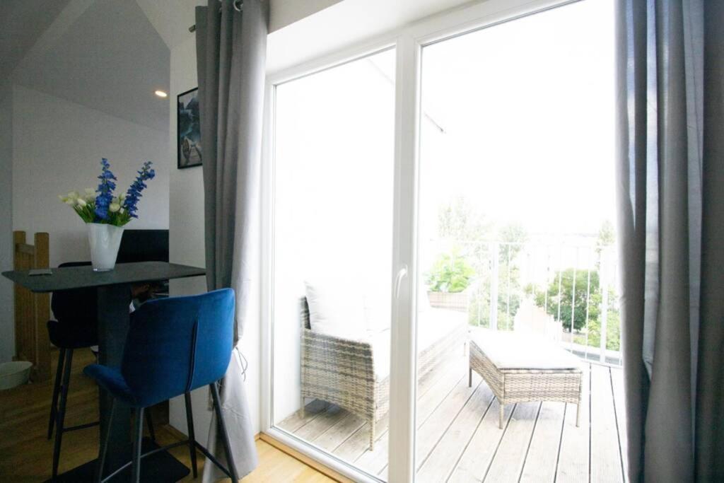 Sunny & Cozy Penthouse With Balcony L Dg4'14 Lejlighed Wien Eksteriør billede